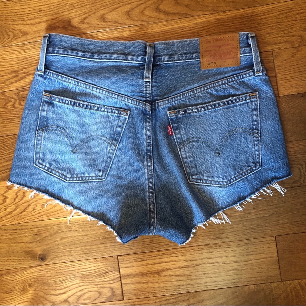 LEVI’S 501 SHORTS